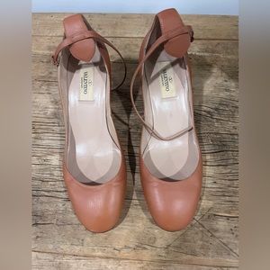 Valentino Leather D'Orsay Pumps